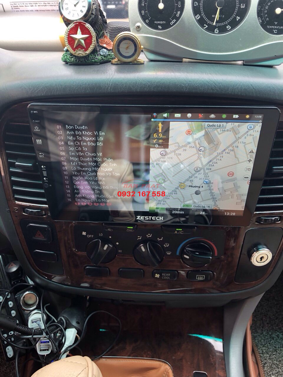 Lắp màn hình Android cho Toyota Land Cruiser