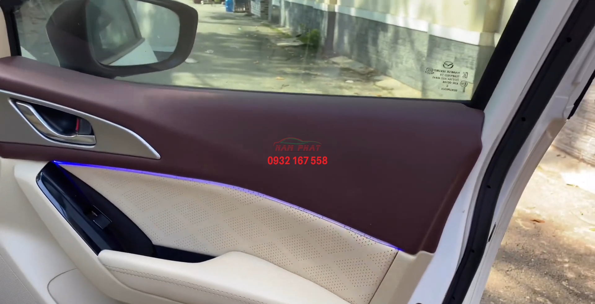 Đổi màu nội thất Mazda 3